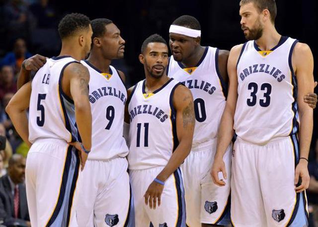 红军禁区前 红军禁区前